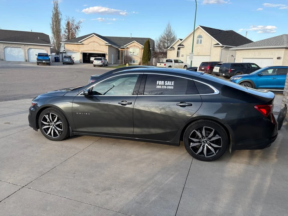 2017 Chevrolet Malibu - Image 2 of 15