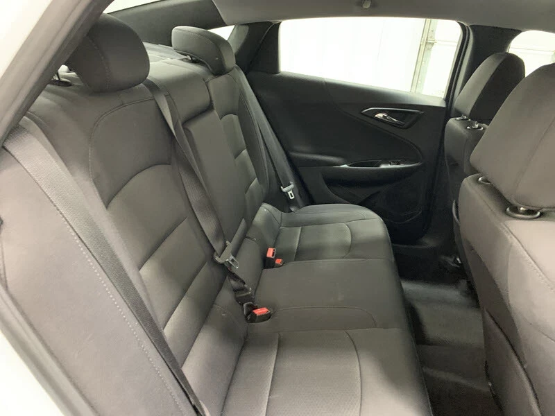 2017 Chevrolet Malibu - Image 17 of 21