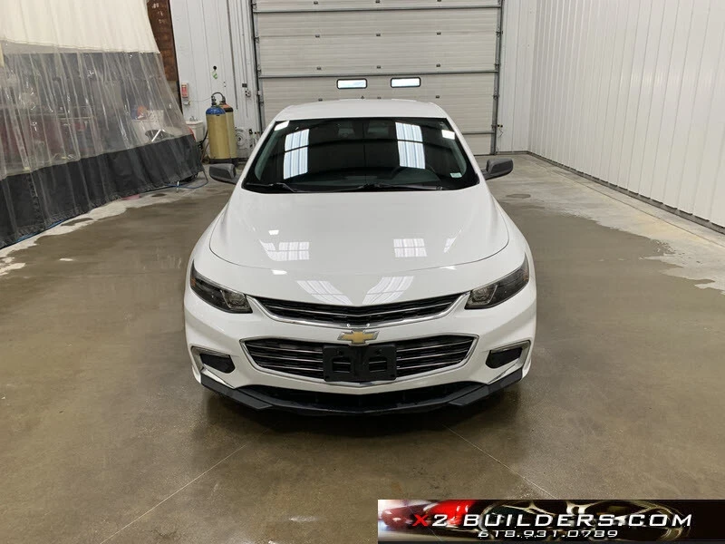 2017 Chevrolet Malibu - Image 2 of 21