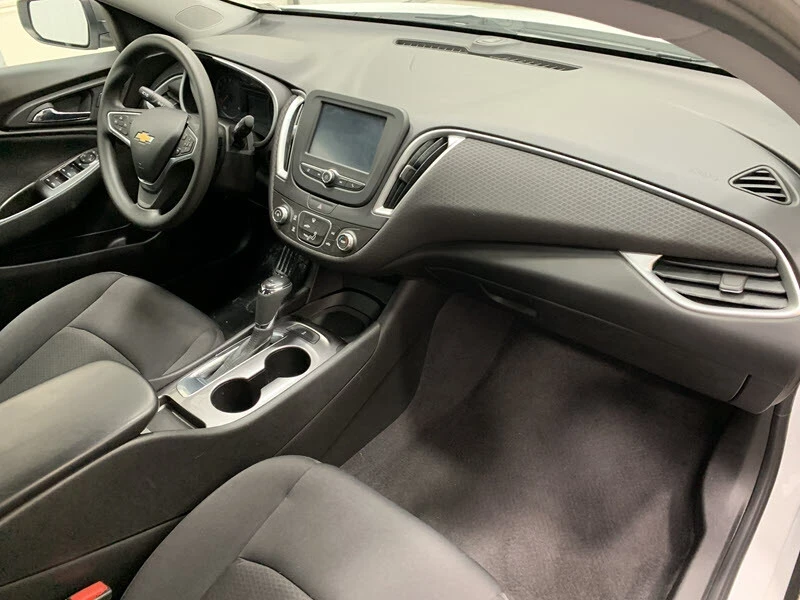 2017 Chevrolet Malibu - Image 20 of 21