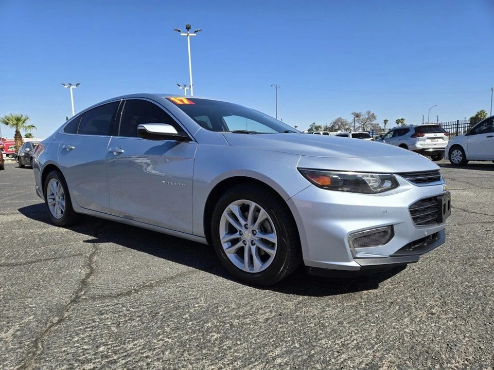 2017 Chevrolet Malibu - Image 3 of 12