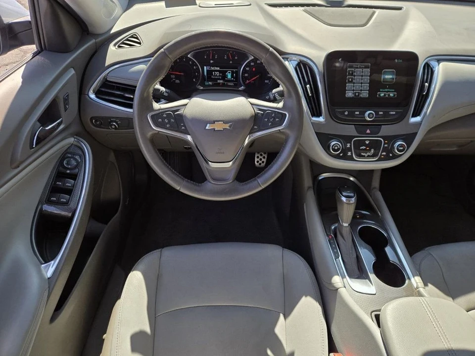 2017 Chevrolet Malibu - Image 9 of 12