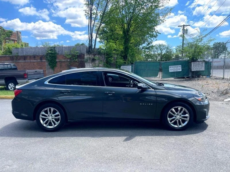 2017 Chevrolet Malibu - Image 2 of 12