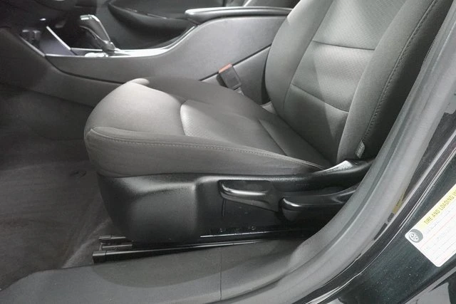 2017 Chevrolet Malibu - Image 14 of 20