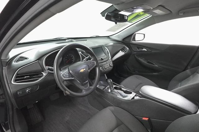 2017 Chevrolet Malibu - Image 17 of 20