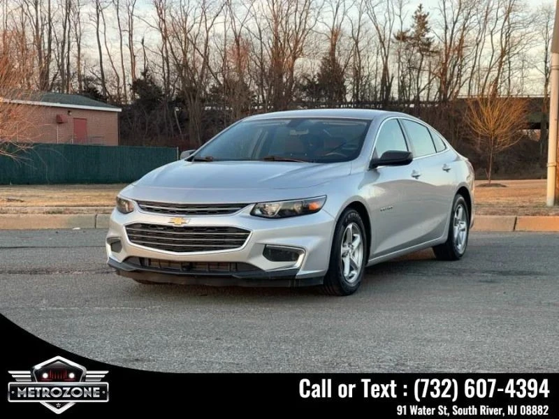 2017 Chevrolet Malibu - Image 5 of 12