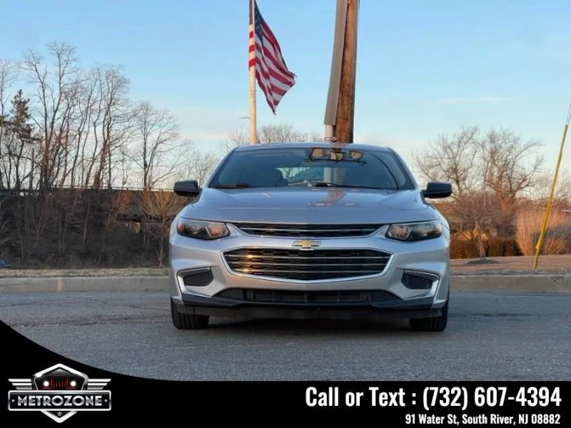 2017 Chevrolet Malibu - Image 3 of 12