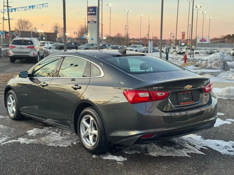 2017 Chevrolet Malibu - Image 3 of 12
