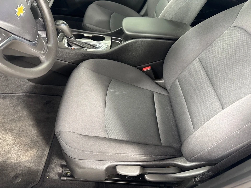 2017 Chevrolet Malibu - Image 14 of 21