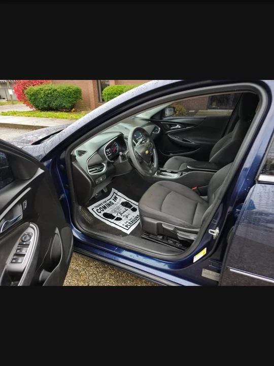 2017 Chevrolet Malibu - Image 6 of 17