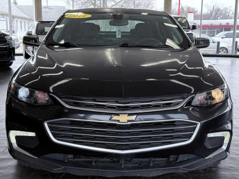 2017 Chevrolet Malibu - Image 4 of 12