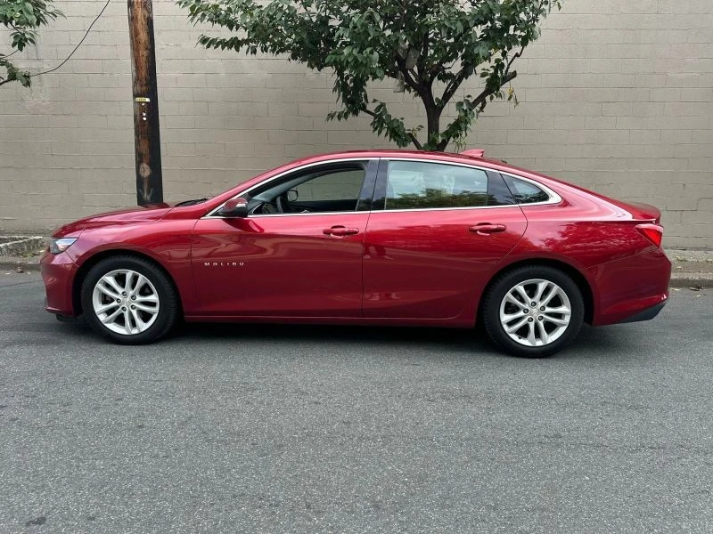 2017 Chevrolet Malibu - Image 4 of 12