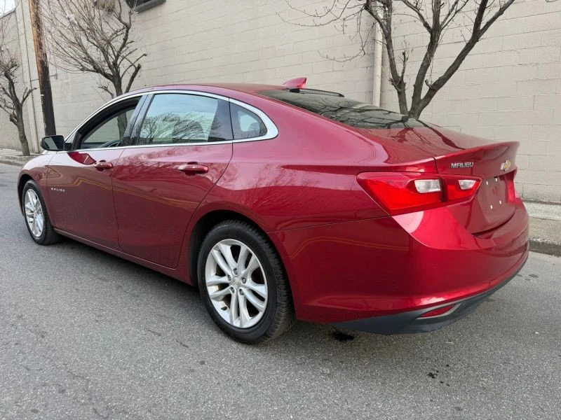 2017 Chevrolet Malibu - Image 5 of 12