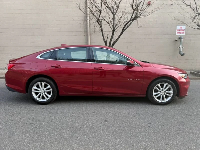 2017 Chevrolet Malibu - Image 8 of 12