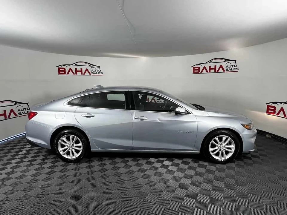 2017 Chevrolet Malibu - Image 10 of 21