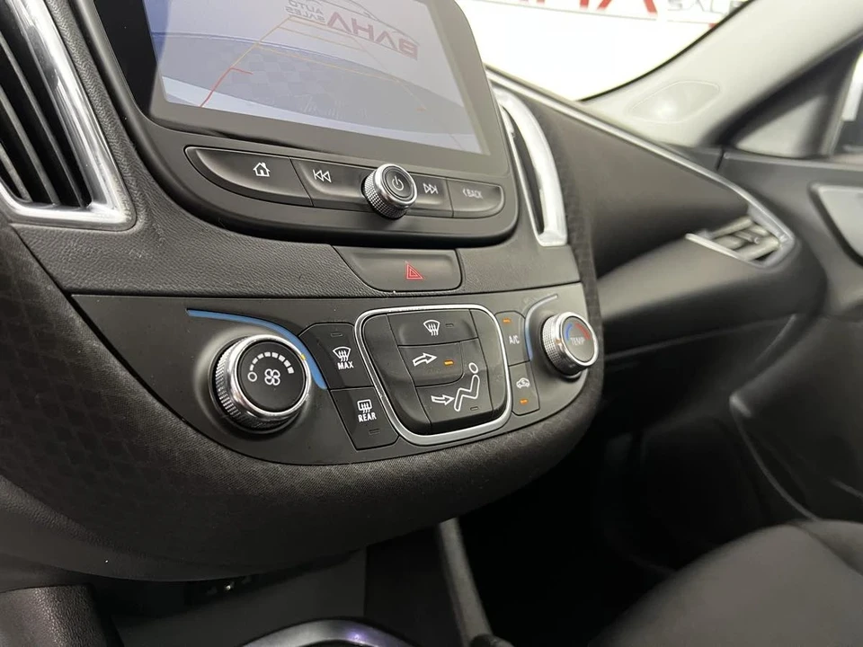 2017 Chevrolet Malibu - Image 20 of 21