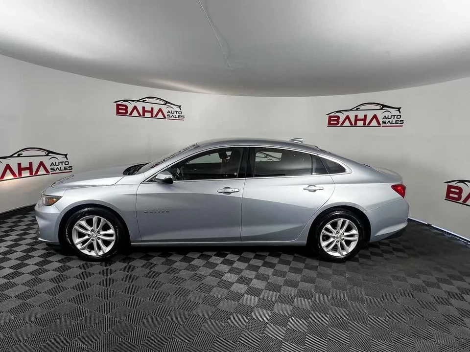 2017 Chevrolet Malibu - Image 3 of 21