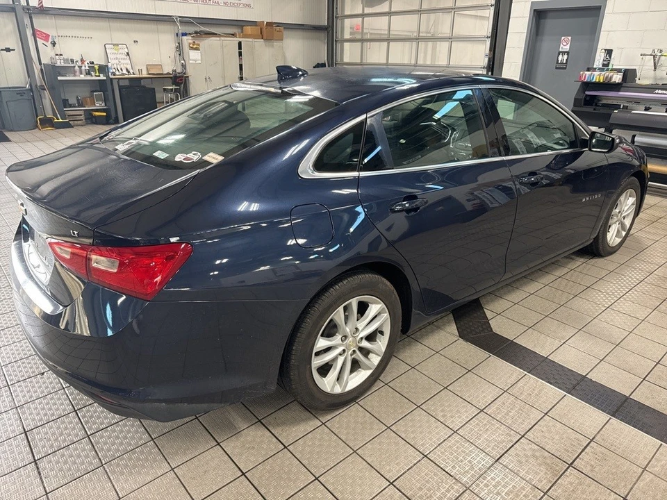 2017 Chevrolet Malibu - Image 7 of 12