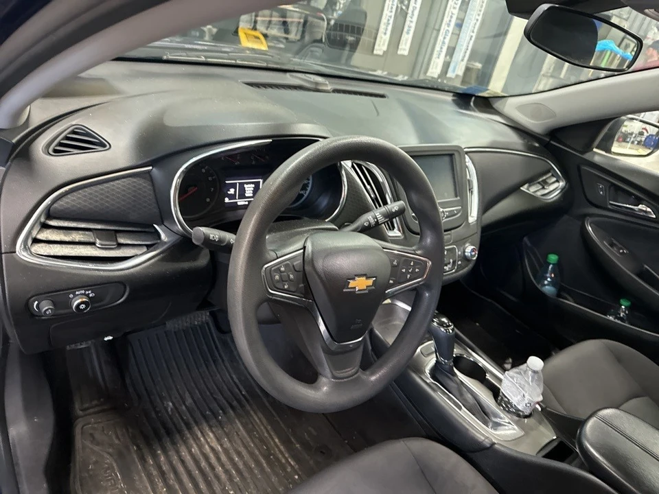 2017 Chevrolet Malibu - Image 12 of 12