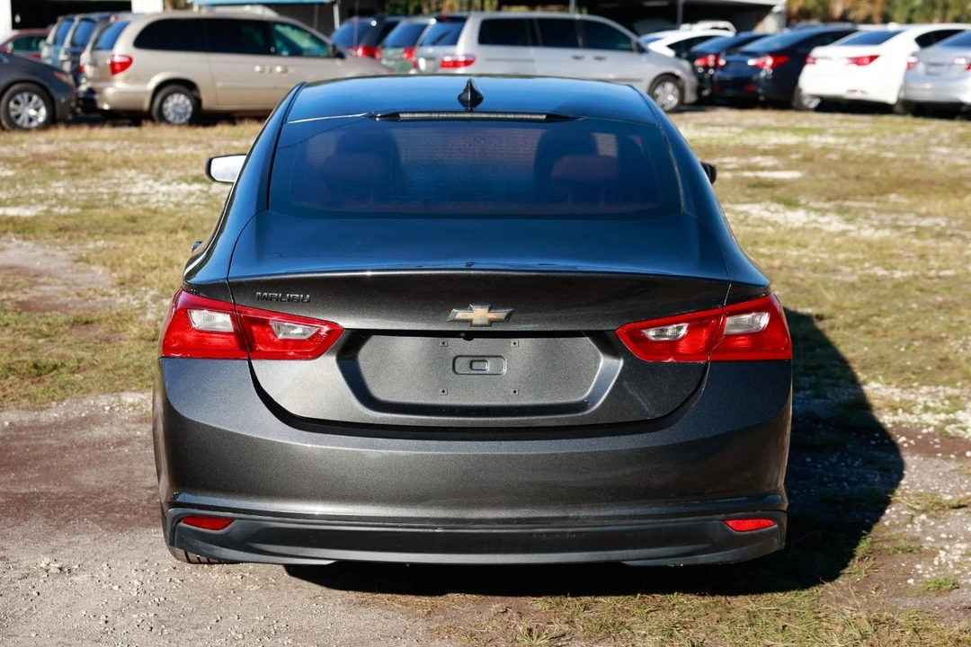2017 Chevrolet Malibu - Image 9 of 12