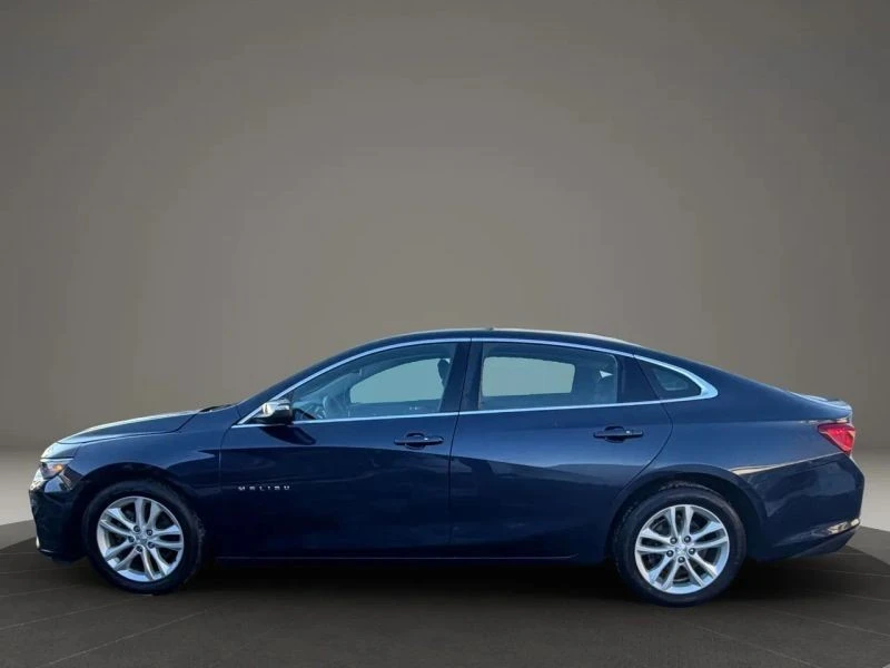 2017 Chevrolet Malibu - Image 8 of 12