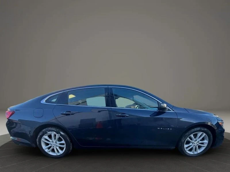 2017 Chevrolet Malibu - Image 4 of 12