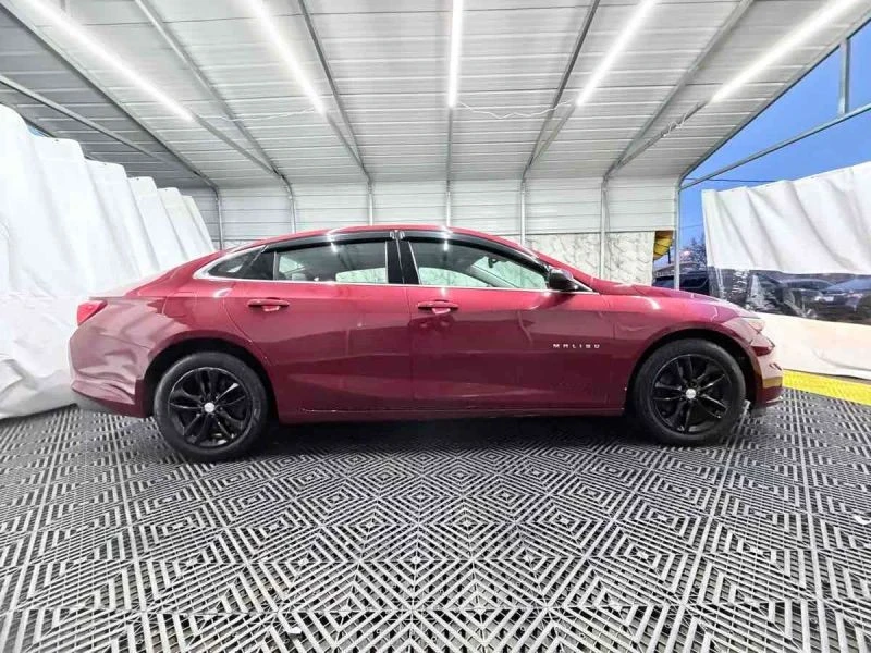 2017 Chevrolet Malibu - Image 8 of 12