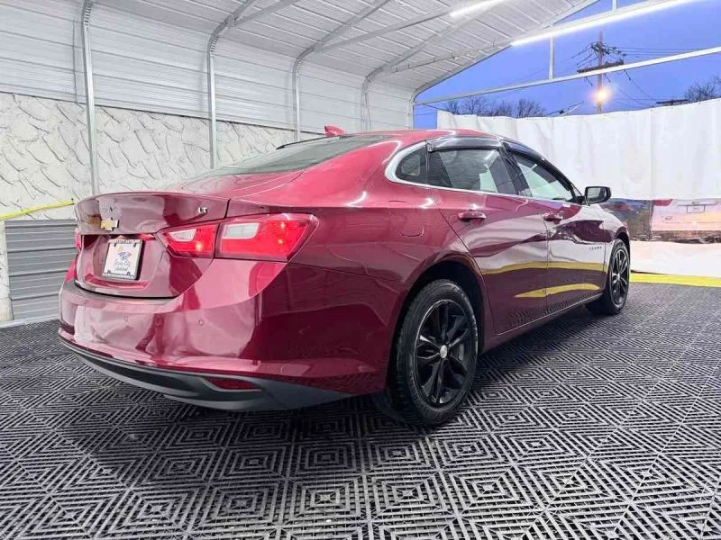 2017 Chevrolet Malibu - Image 7 of 12