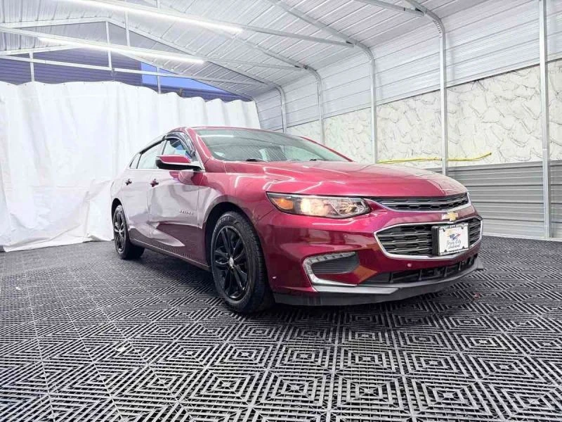 2017 Chevrolet Malibu - Image 9 of 12