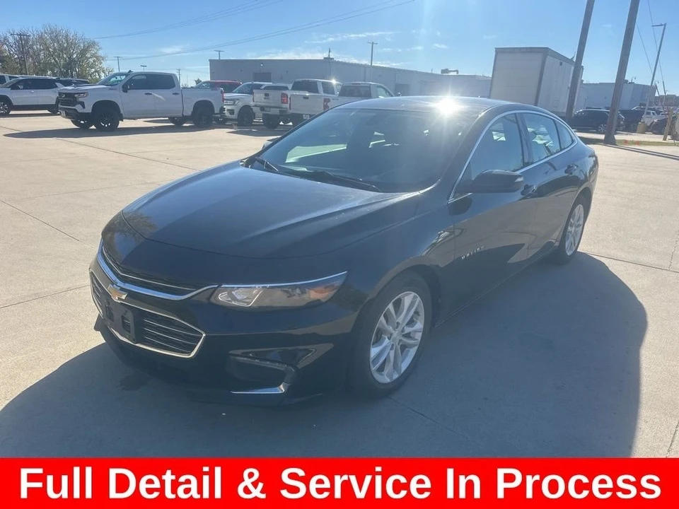 2017 Chevrolet Malibu - Image 3 of 12