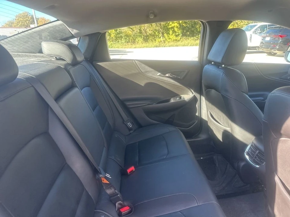 2017 Chevrolet Malibu - Image 12 of 12