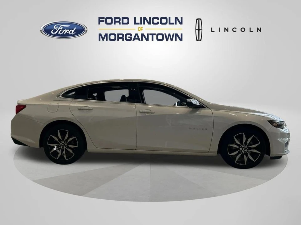 2017 Chevrolet Malibu - Image 4 of 12