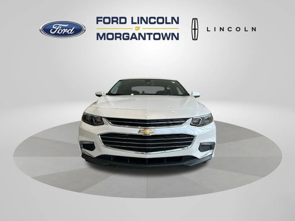 2017 Chevrolet Malibu - Image 2 of 12