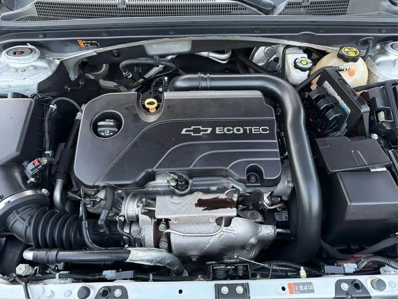 2017 Chevrolet Malibu - Image 11 of 12