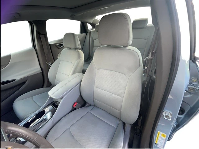 2017 Chevrolet Malibu - Image 12 of 12