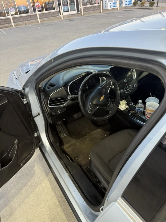 2017 Chevrolet Malibu - Image 5 of 7