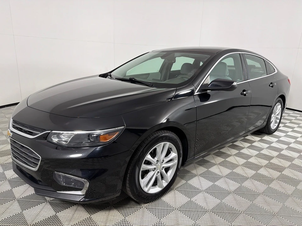 2017 Chevrolet Malibu - Image 9 of 12
