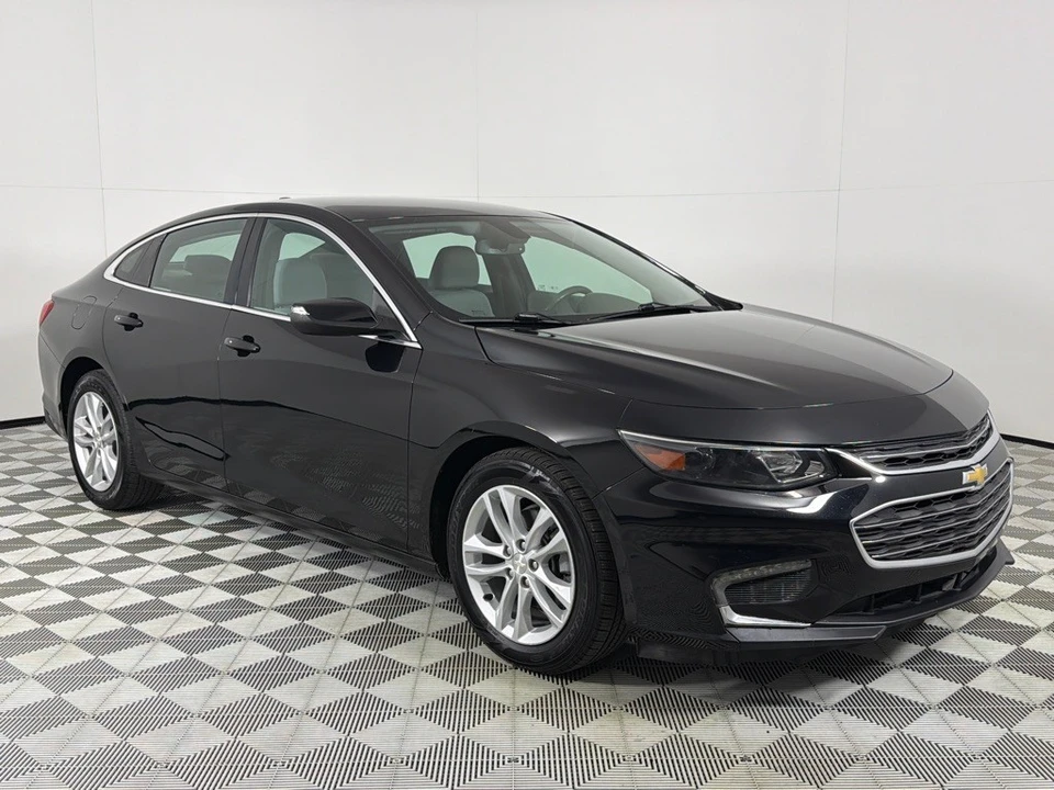 2017 Chevrolet Malibu - Image 3 of 12