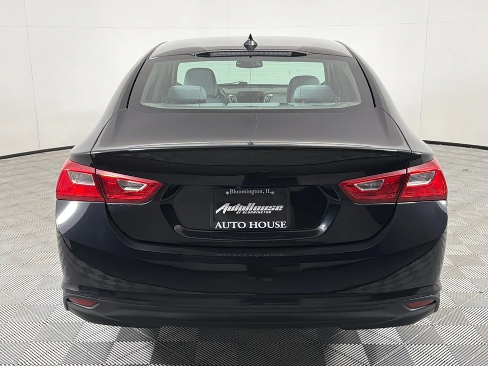 2017 Chevrolet Malibu - Image 6 of 12