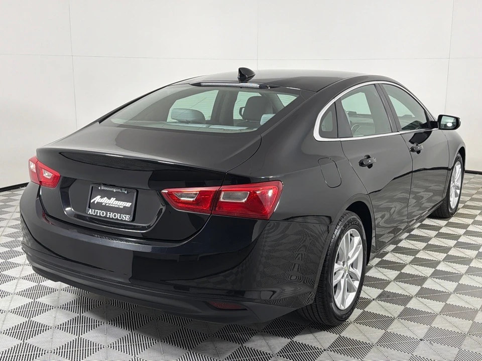 2017 Chevrolet Malibu - Image 5 of 12