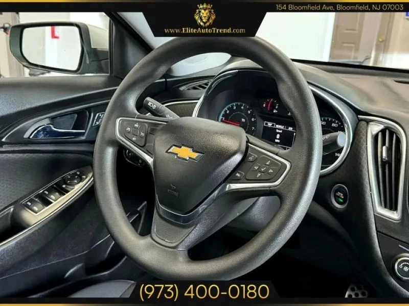 2017 Chevrolet Malibu - Image 12 of 12