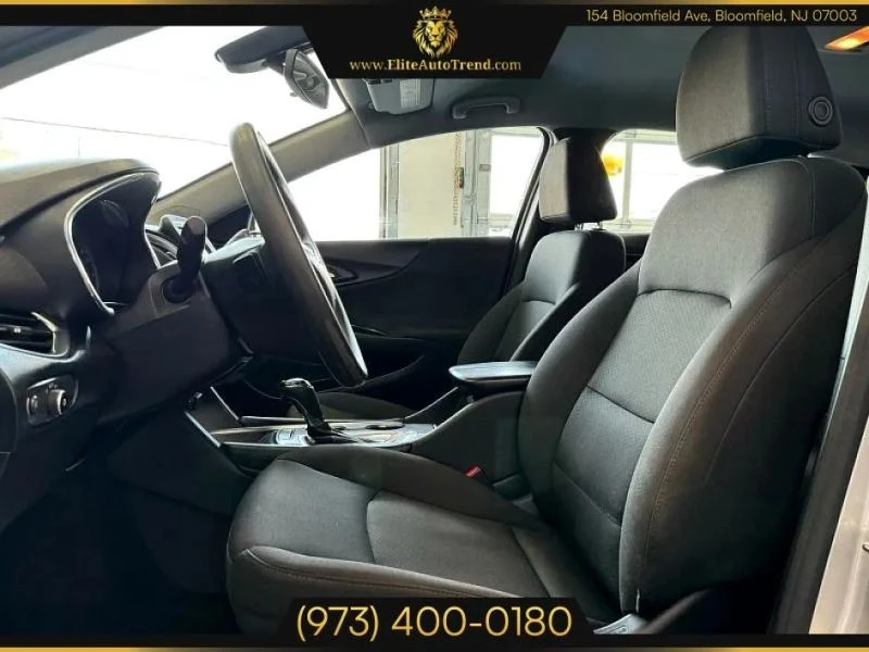 2017 Chevrolet Malibu - Image 8 of 12
