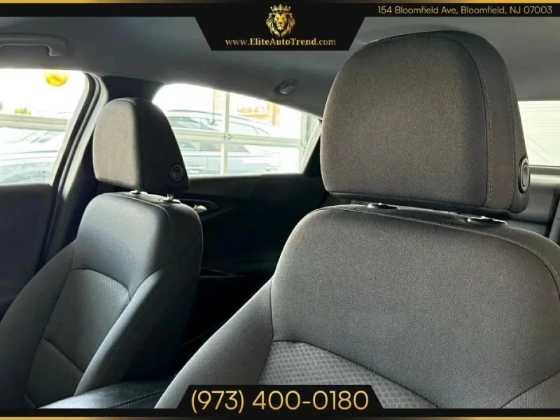 2017 Chevrolet Malibu - Image 10 of 12