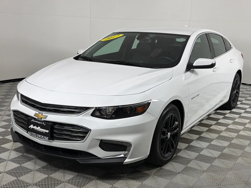 2017 Chevrolet Malibu - Image 10 of 12
