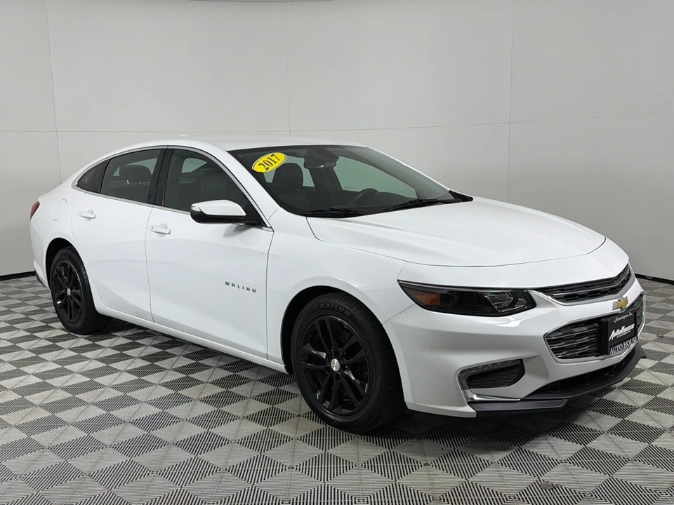 2017 Chevrolet Malibu - Image 3 of 12
