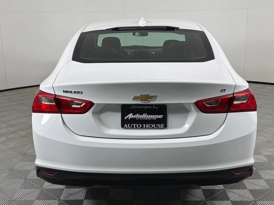 2017 Chevrolet Malibu - Image 6 of 12