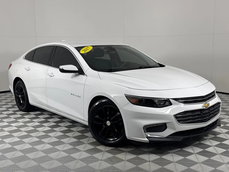 2017 Chevrolet Malibu - Image 2 of 12