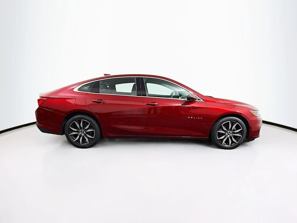 2017 Chevrolet Malibu - Image 8 of 21