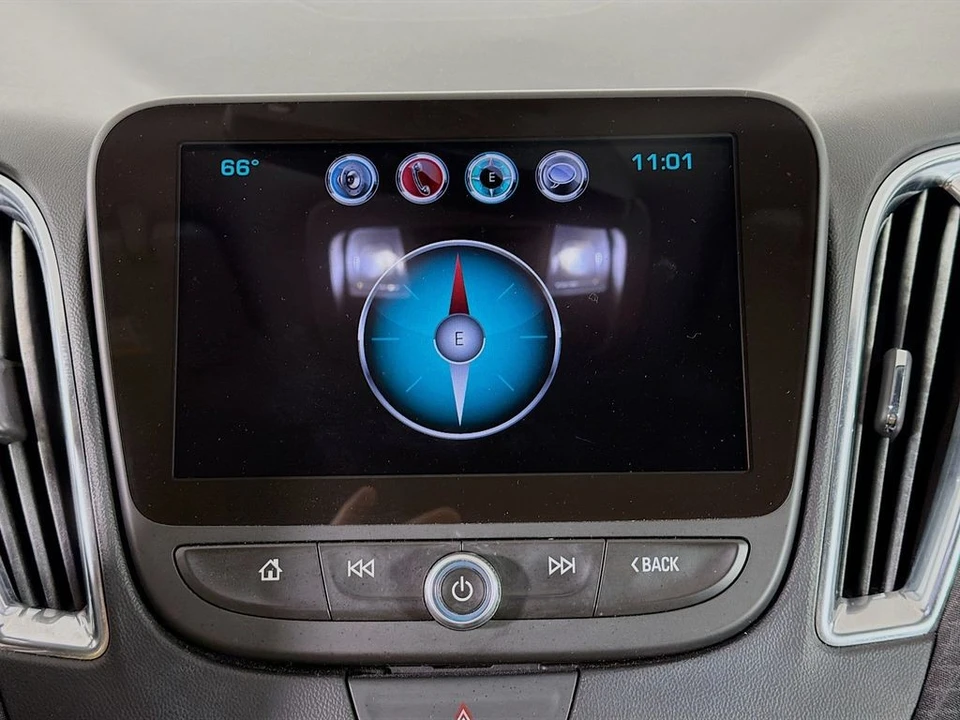 2017 Chevrolet Malibu - Image 16 of 21