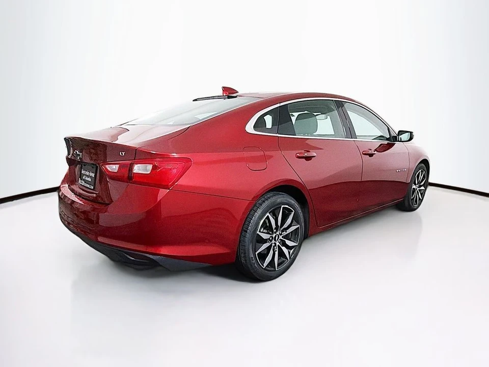 2017 Chevrolet Malibu - Image 7 of 21